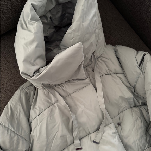 BCBGeneration Puffer Jacket - Picture 6 of 6